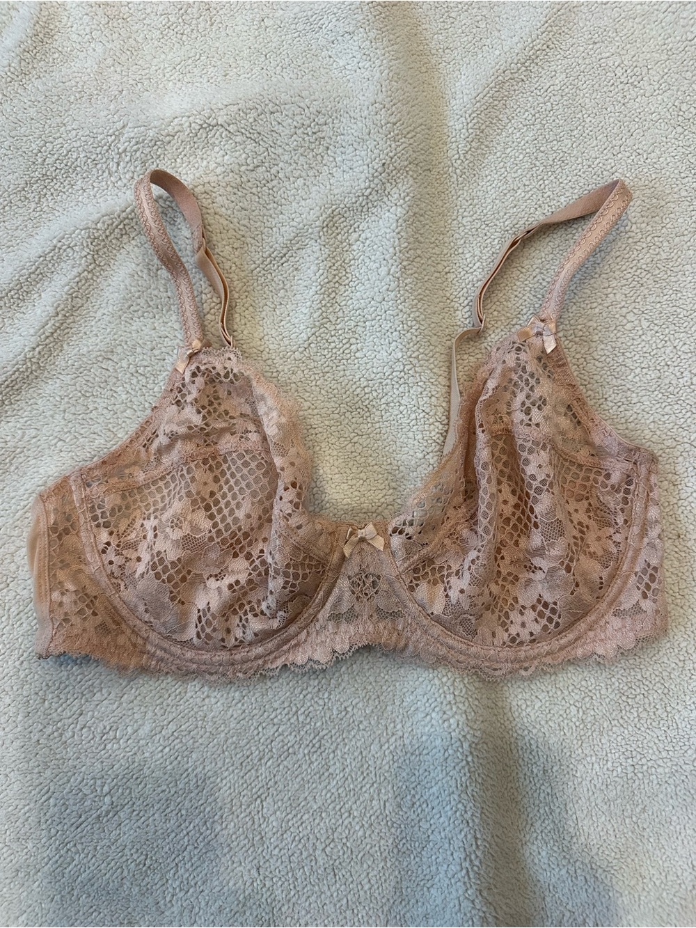 Adore Me 36D Nude Blush Lace Unlined Underwire Bra Sheer Floral